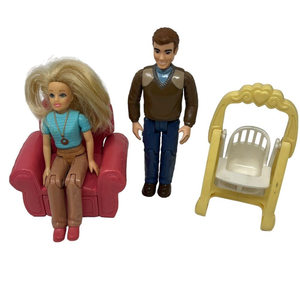 Fisher Price 2005 My Loving‎ Family Dollhouse Figures DAD MOM & Furniture Couch